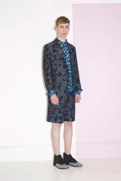 Look 24